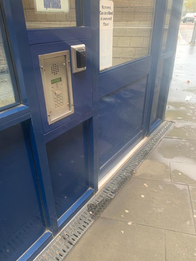 Luxury Panoramic Balcony Swindon Central المظهر الخارجي الصورة
