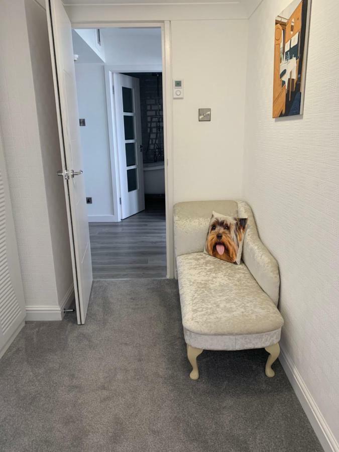Luxury Panoramic Balcony Swindon Central المظهر الخارجي الصورة
