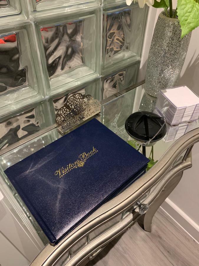 Luxury Panoramic Balcony Swindon Central المظهر الخارجي الصورة